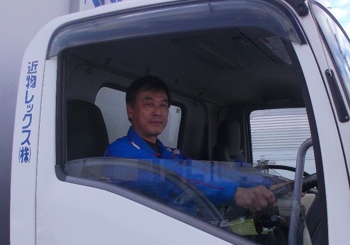 大型トラックドライバーの求人｜近物レックス株式会社　姫路支店（ID：1666）の求人画像１